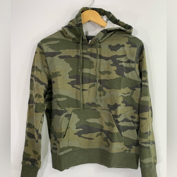 J. Crew Tops - J Crew Green Army Military Camo Pullover Women's Medium Hoodie Kangaroo Pocket